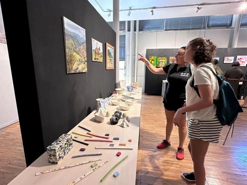 exposicion-ceramica-pintura-cangas-onis (14)