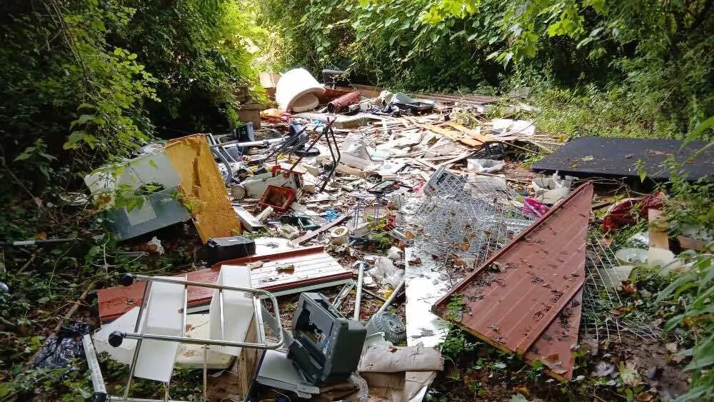 vertedero-ilegal-llanes