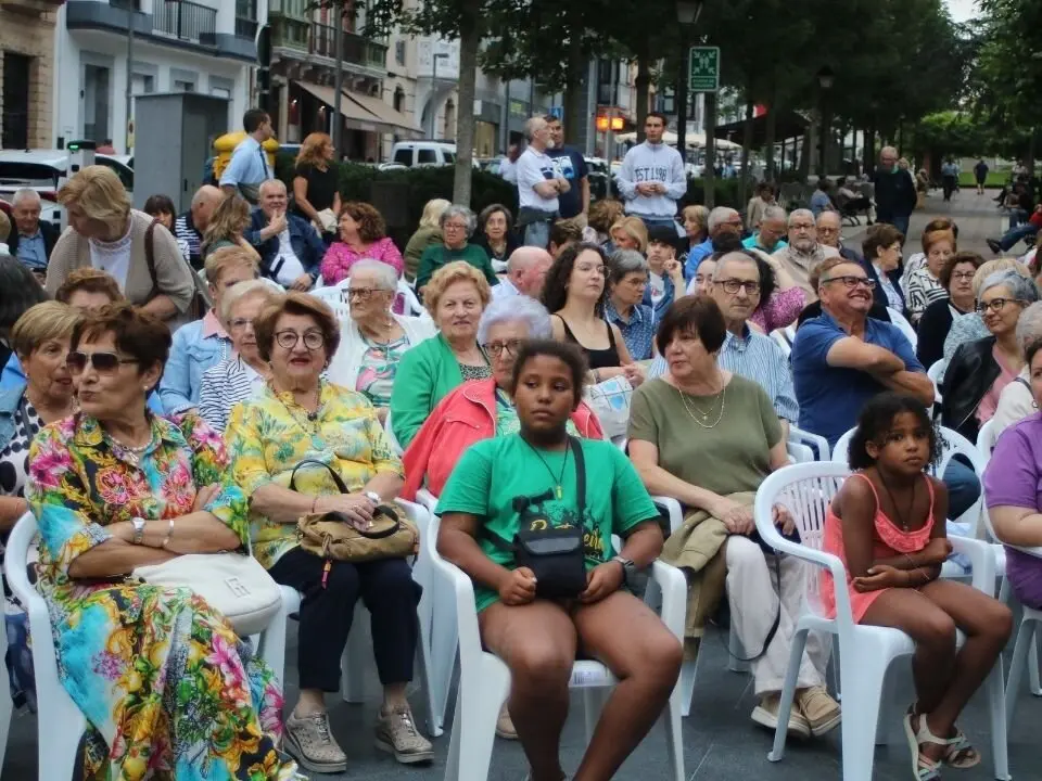 El-Carmín-de-La-Pola (2)