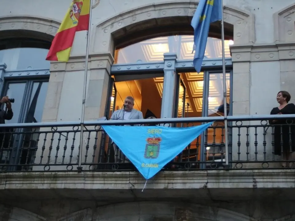 El-Carmín-de-La-Pola (19)