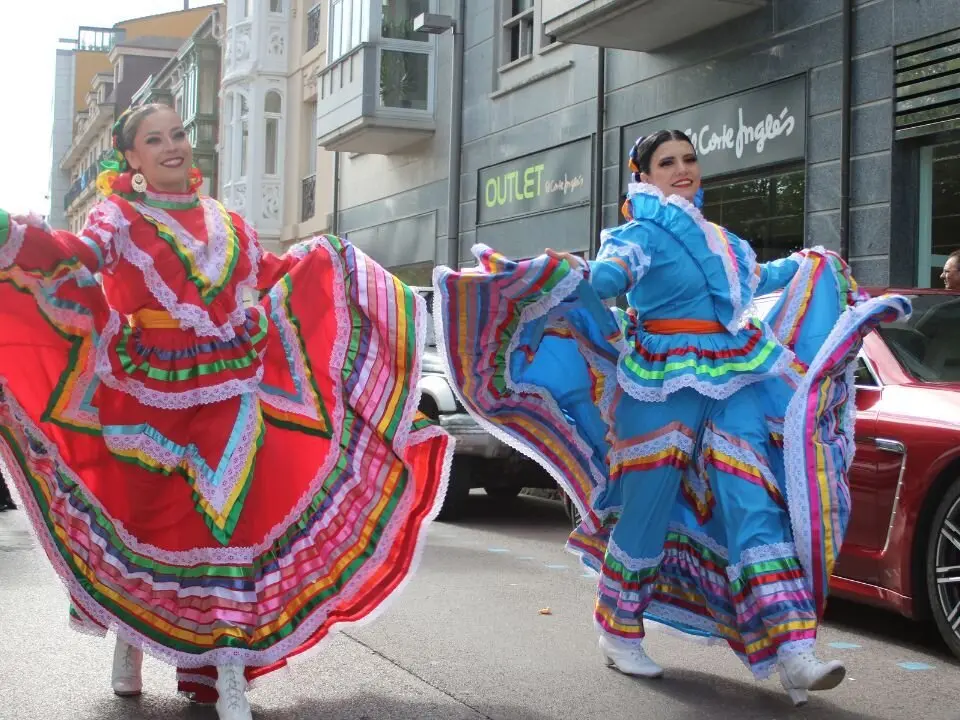 Desfile-folclórico-El-Carmín (19)