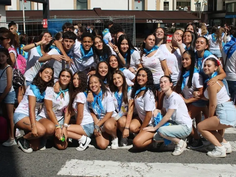 Miles de personas participaron en la Romer&iacute;a de El Carm&iacute;n de La Pola