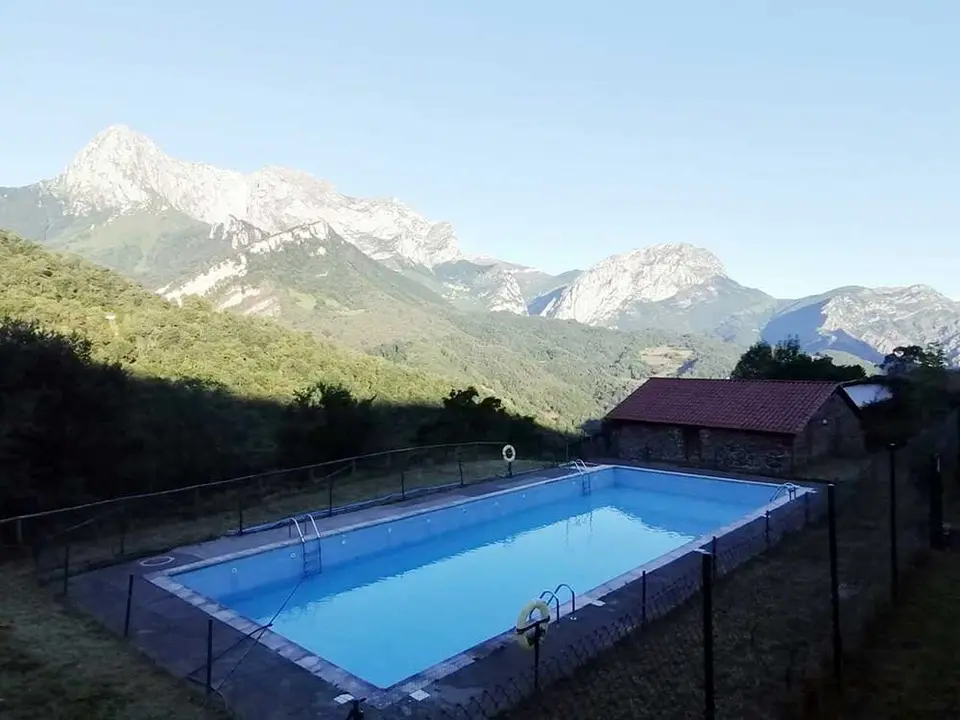 piscina-publica-san-juan-beleno-ponga