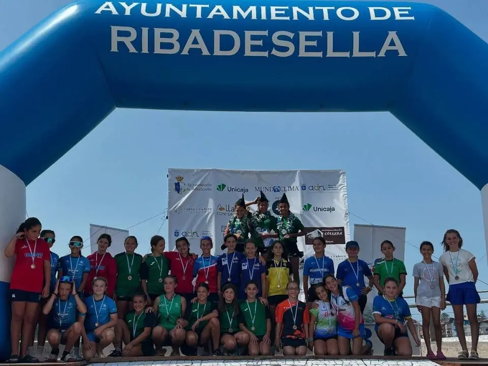 izado-banderas-ribadesella-3