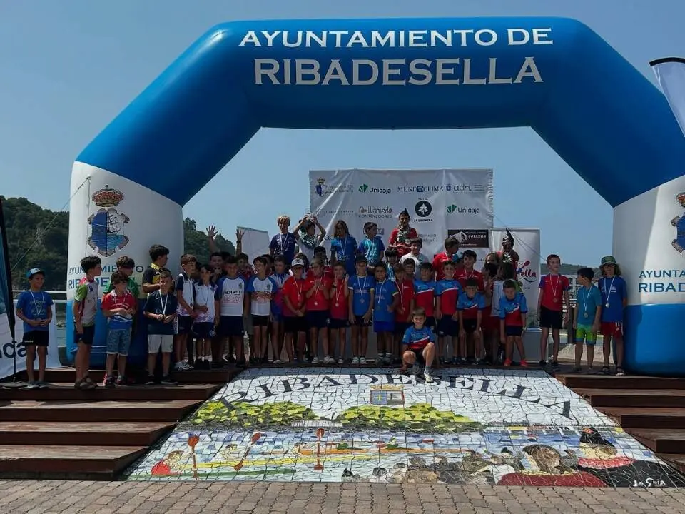 izado-banderas-ribadesella-15