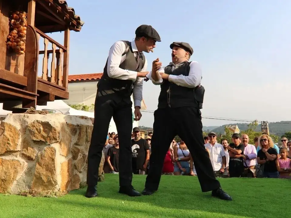 La Peña Les Escueles son los nuevos vencedores del Concurso de Carrozas de Valdesoto