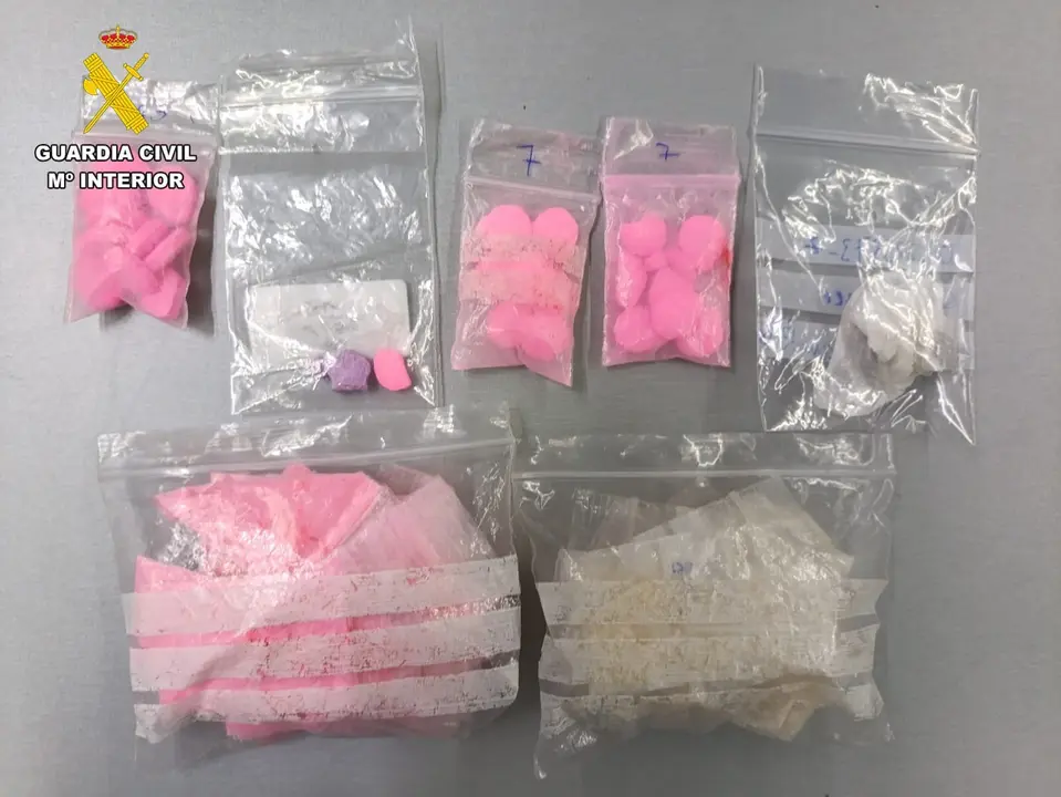 Droga intervenida por la Guardia Civil (2)