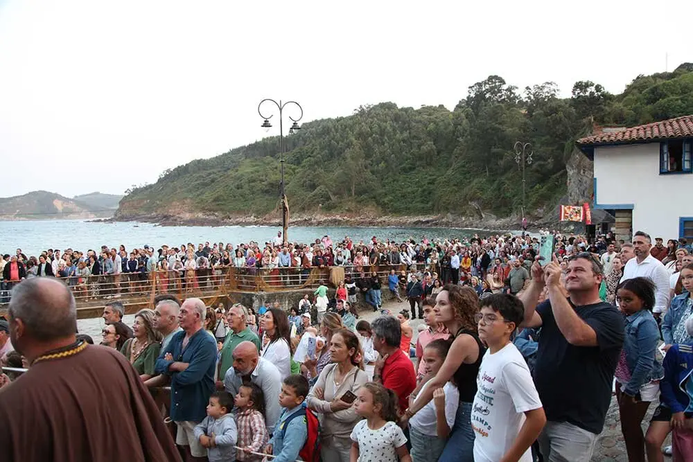 desembarco-carlos-V-tazones-2025-015