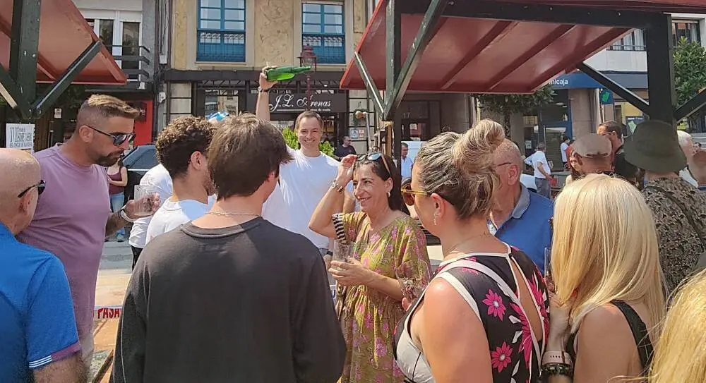 Galer&iacute;a fotos Concurso Sidre Casero de Villaviciosa (63) - copia