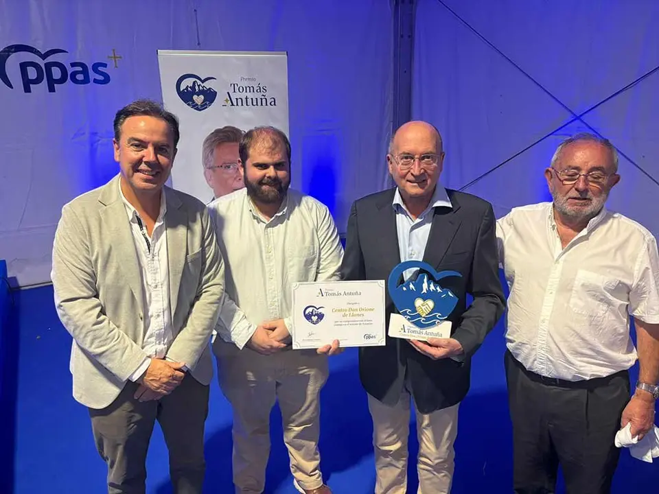 ayuso-llanes-premio-tomas-antuna-024