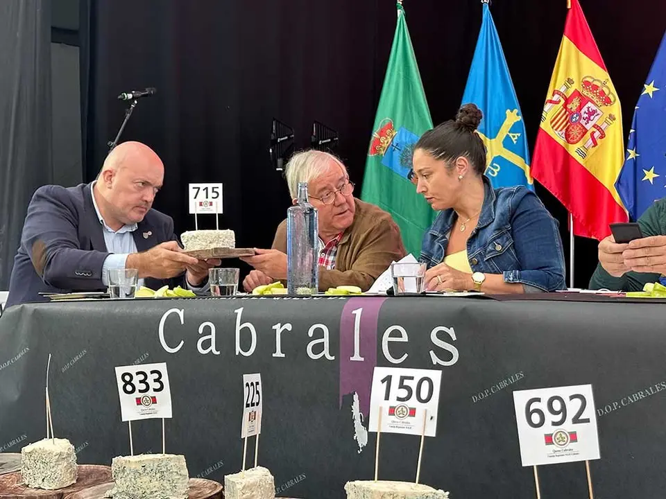 certamen-cabrales-homenajes-04