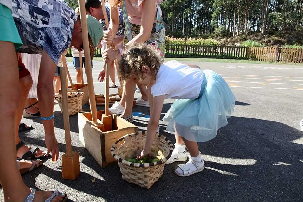 dia-asturias-colunga-muja-011