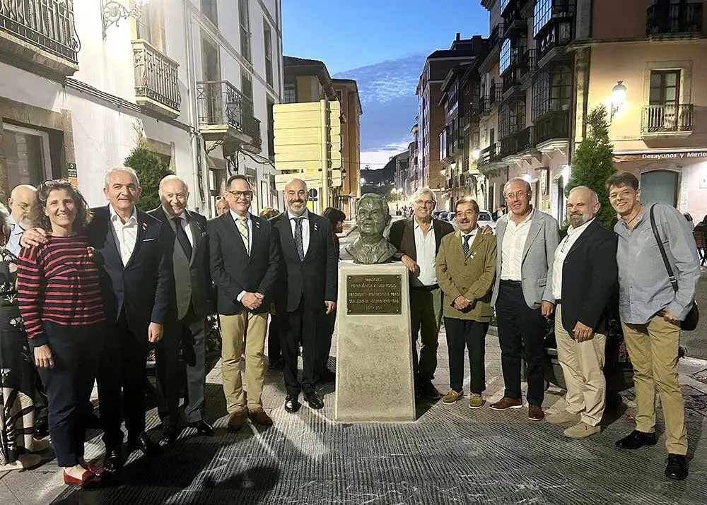 busto-fernandez-juncos