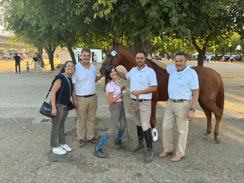 Miembros de la Yeguada Santa Luc&iacute;a con Egipto MM