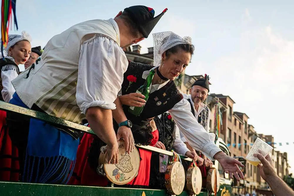 Festival-de-la-Manzana-2025---Carrozas-026-