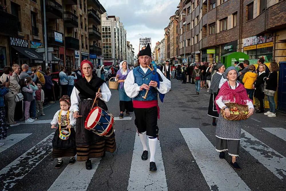 Festival-de-la-Manzana-2025---Carrozas-029-