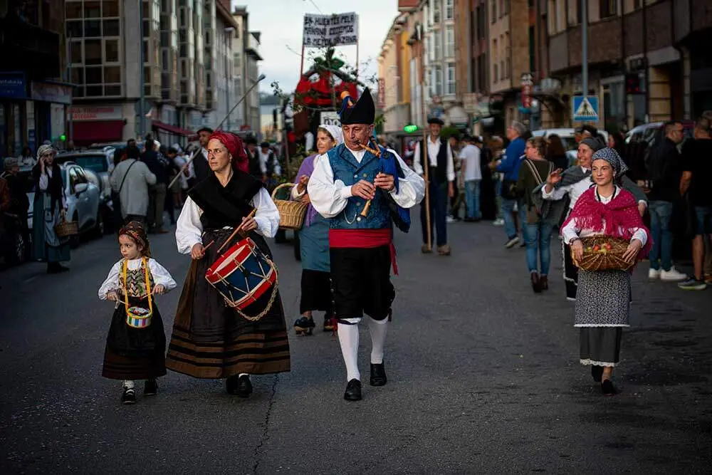 Festival-de-la-Manzana-2025---Carrozas-031-