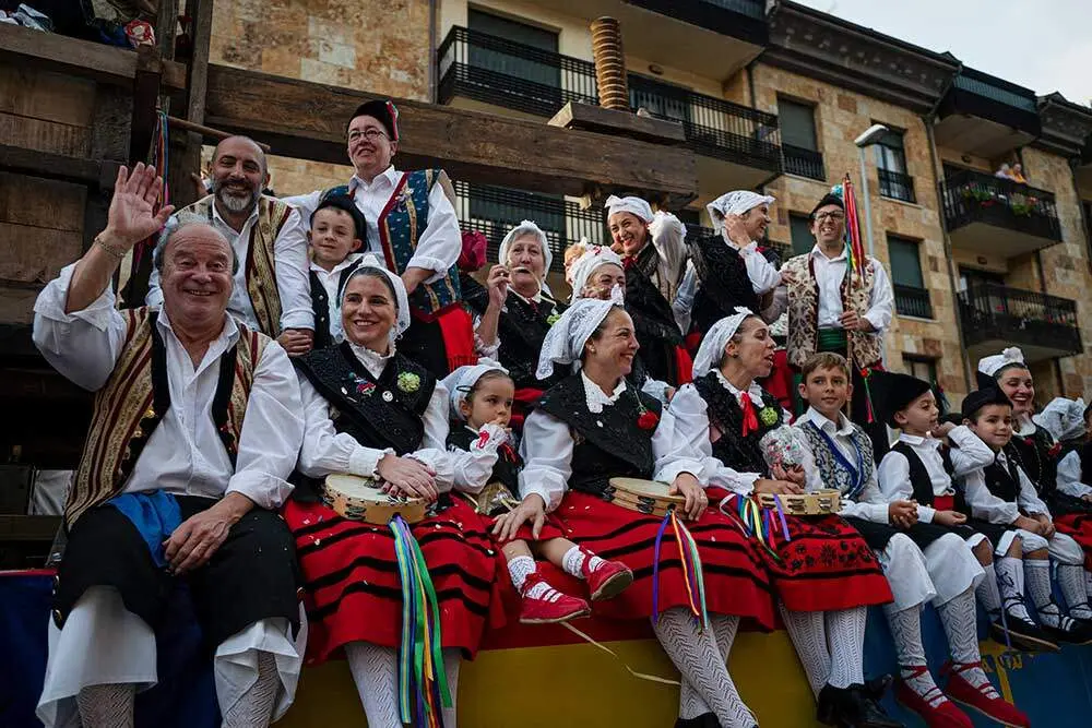 Festival-de-la-Manzana-2025---Carrozas-032-