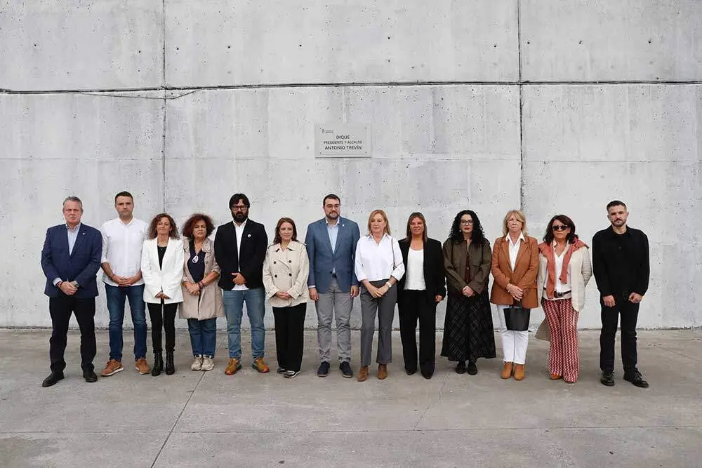 2025_10_19-presidente-homenaje-trevin-1