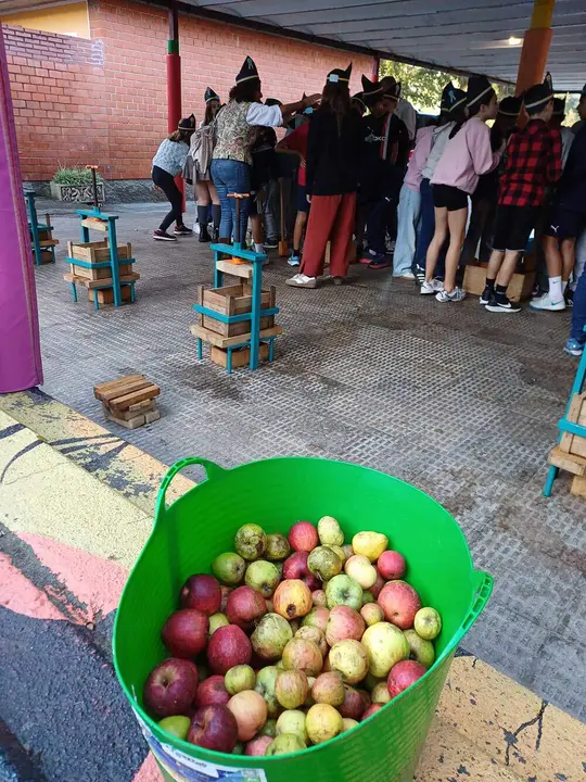 amaguestu-colegio-reconquista-2025-08