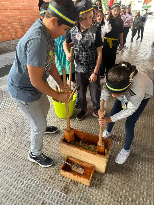 amaguestu-colegio-reconquista-2025-031