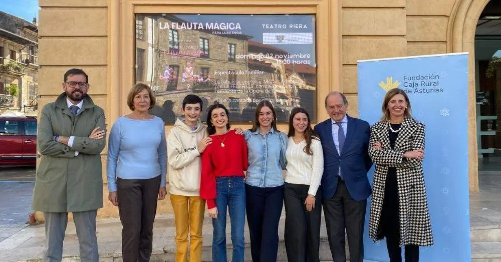 Ayer, en el Teatro Riera, presentaci&oacute;n del programa &Oacute;pera en el Territorio.