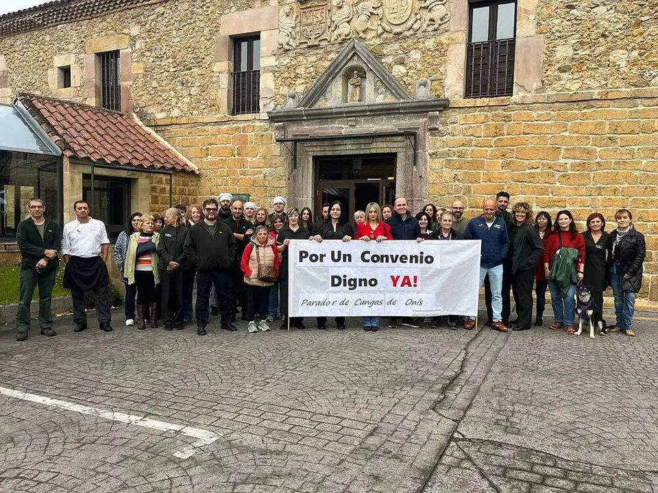 PARADOR-CANGAS-DE-ONIS