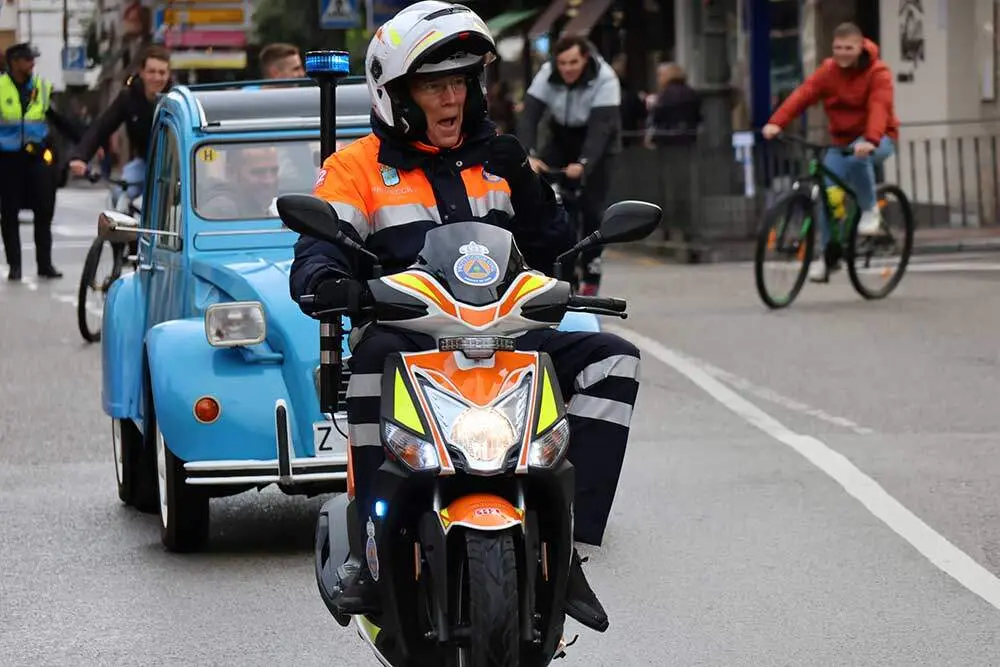 placa-abel-cimentada-campeon-sella-026