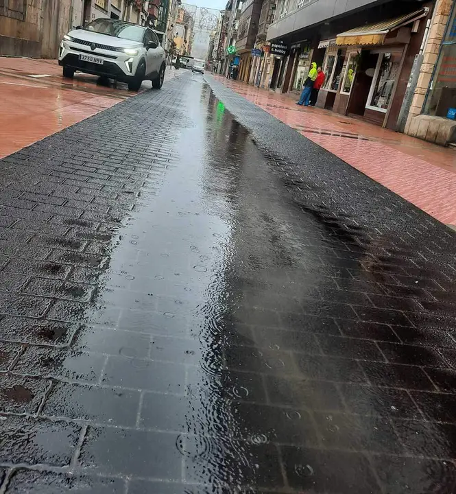 calle-comercio-ribadesella