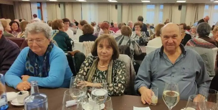 Comida de navidad Hogar del Jubilado Maliayo de Villaviciosa. (28)