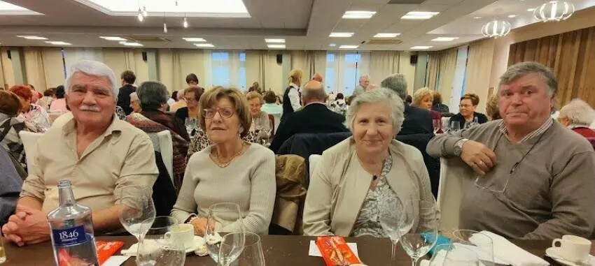 Comida de navidad Hogar del Jubilado Maliayo de Villaviciosa. (29)