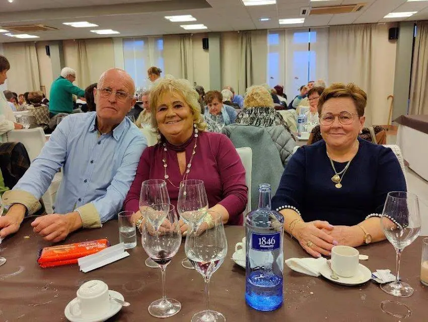 Comida de navidad Hogar del Jubilado Maliayo de Villaviciosa. (43)