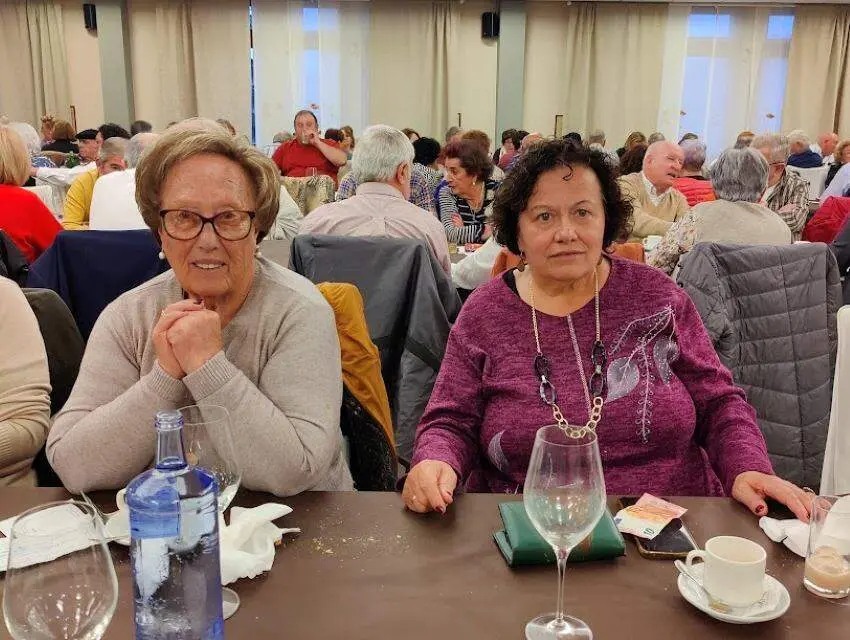 Comida de navidad Hogar del Jubilado Maliayo de Villaviciosa. (47)