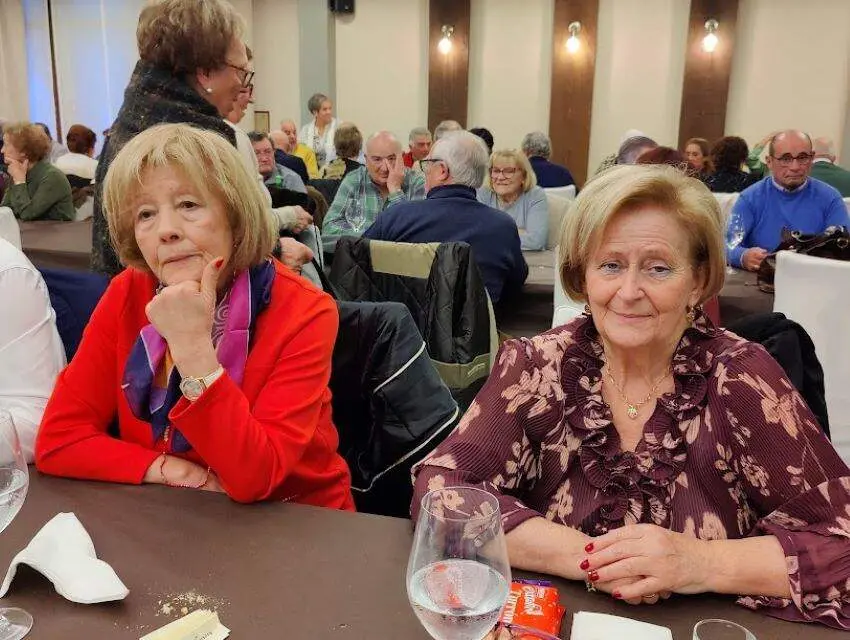 Comida de navidad Hogar del Jubilado Maliayo de Villaviciosa. (74)