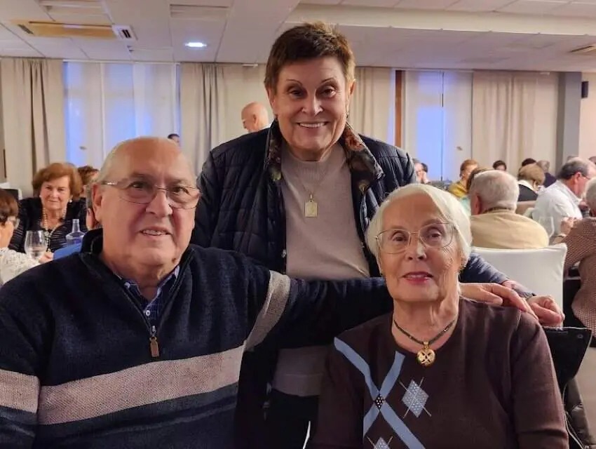 Comida de navidad Hogar del Jubilado Maliayo de Villaviciosa. (3)