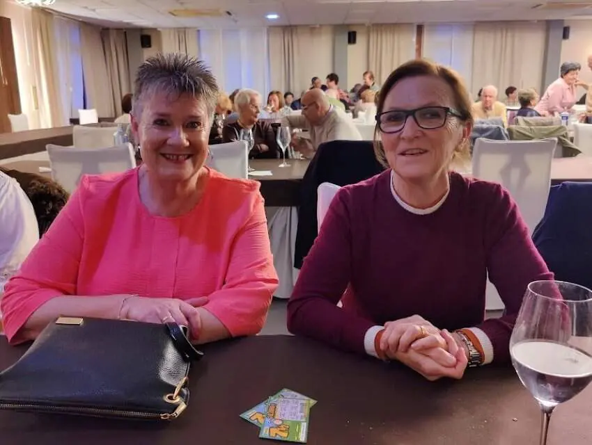 Comida de navidad Hogar del Jubilado Maliayo de Villaviciosa. (9)