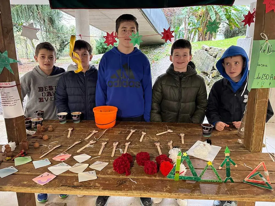 mercadillo-ies-rey-pelayo-2025-04