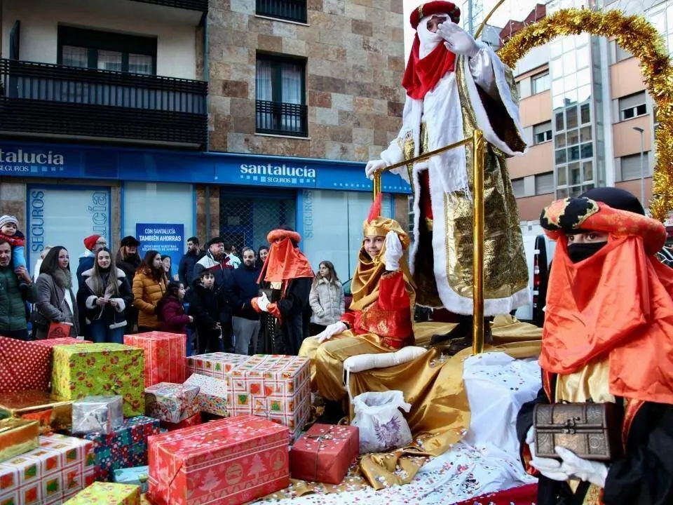 cabalgata-reyes-villaviciosa (22)