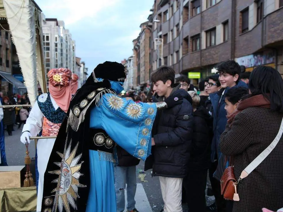 cabalgata-reyes-villaviciosa (28)