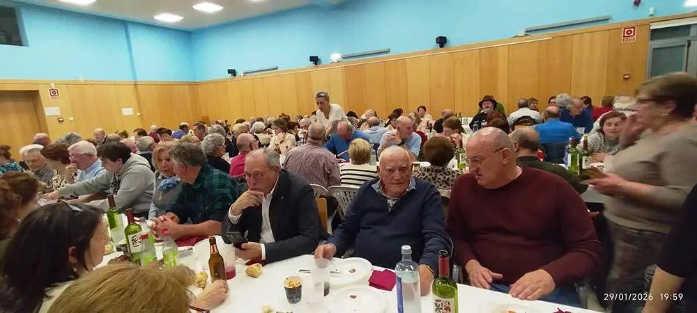 asamblea-mayores-onis-013