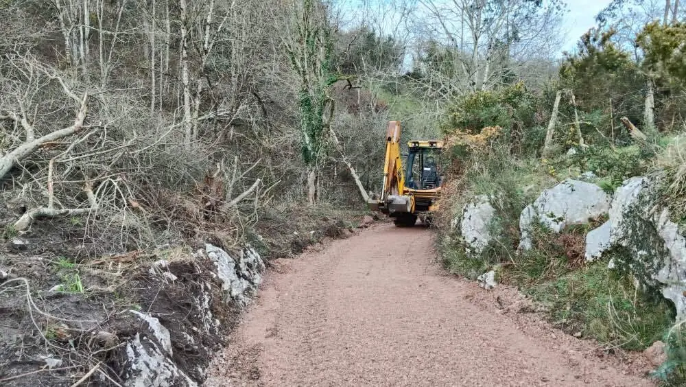 regularizacion-caminos-porrua-llanes