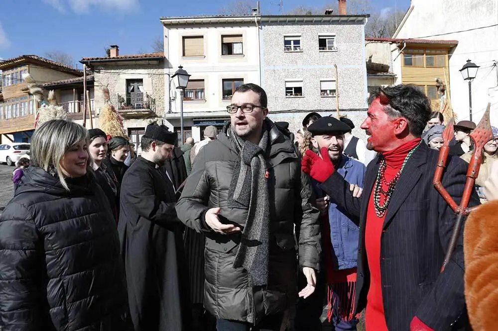 2026_02_08-Presidente-Principado-Domingu-de-Sidros-y-Comedies-(1)