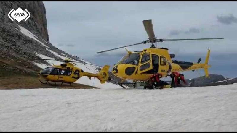 rescate-helicopteros-belgas-picos-02