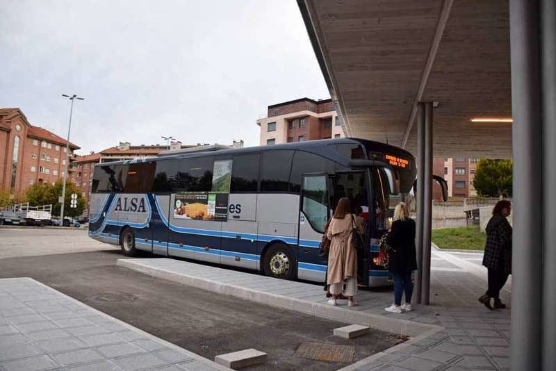 estacion-autobuses-pola-siero-02.jpg