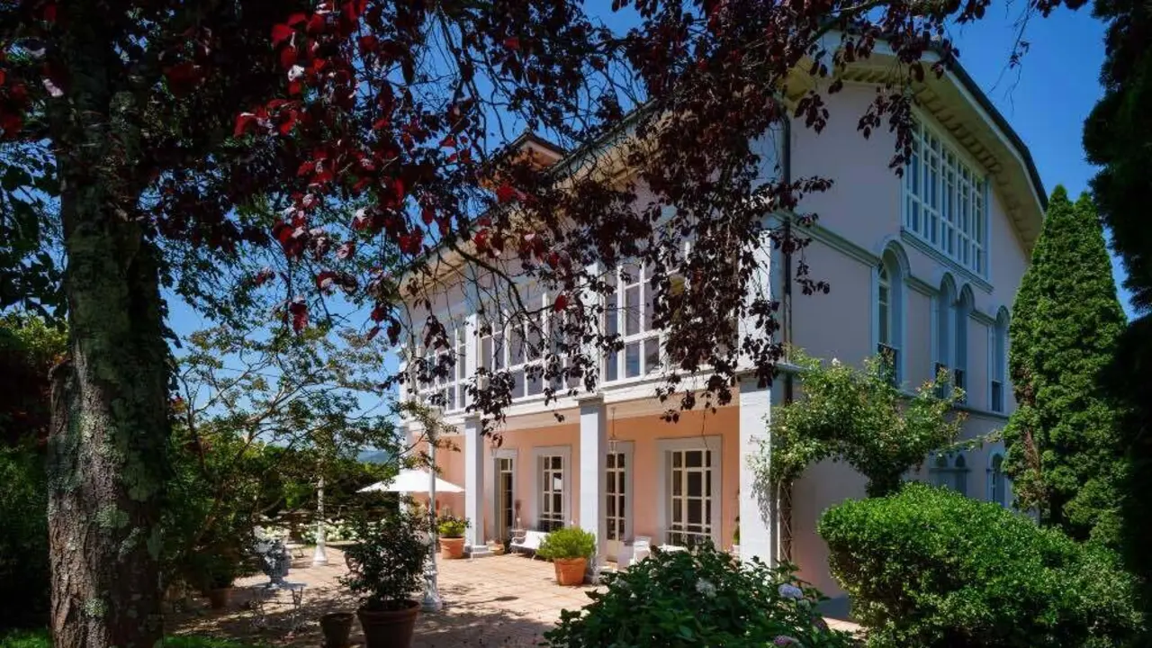 asturias-relocation-legal-globe