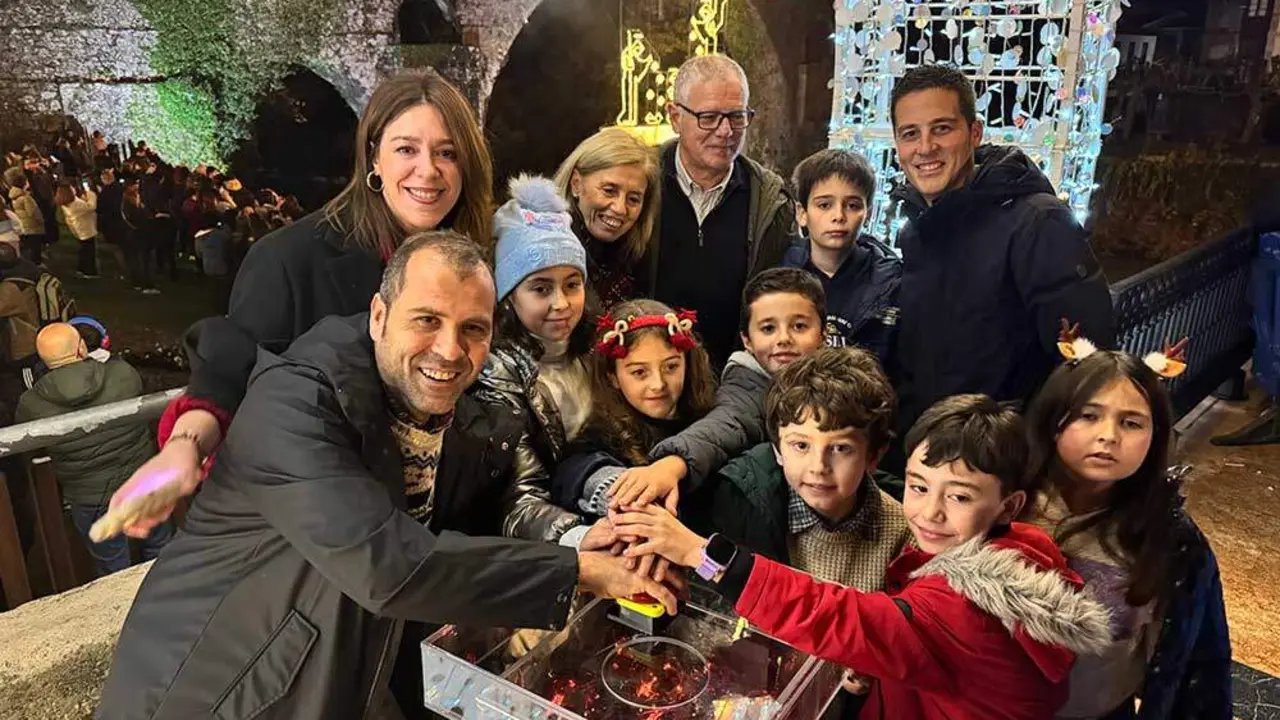 encendido-alumbrado-navidad-cangas-onis-2025