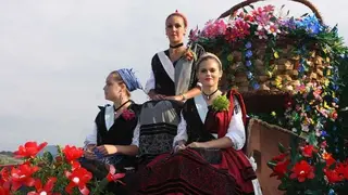 reinas peruyal web.jpg