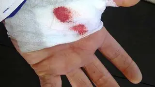 Mano de kike calo interior.jpg