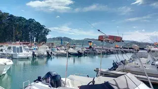 puntal-villaviciosa-barcos