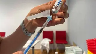 covid-vacunas-contagios